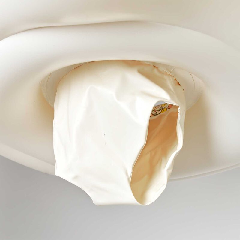 SUNNYLiFE Float Together Baby Seat Into The Garden Ditsy Floral image number 2